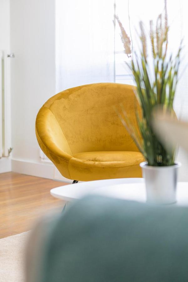 Le Nid Des Ducs Apartment Dijon Bagian luar foto