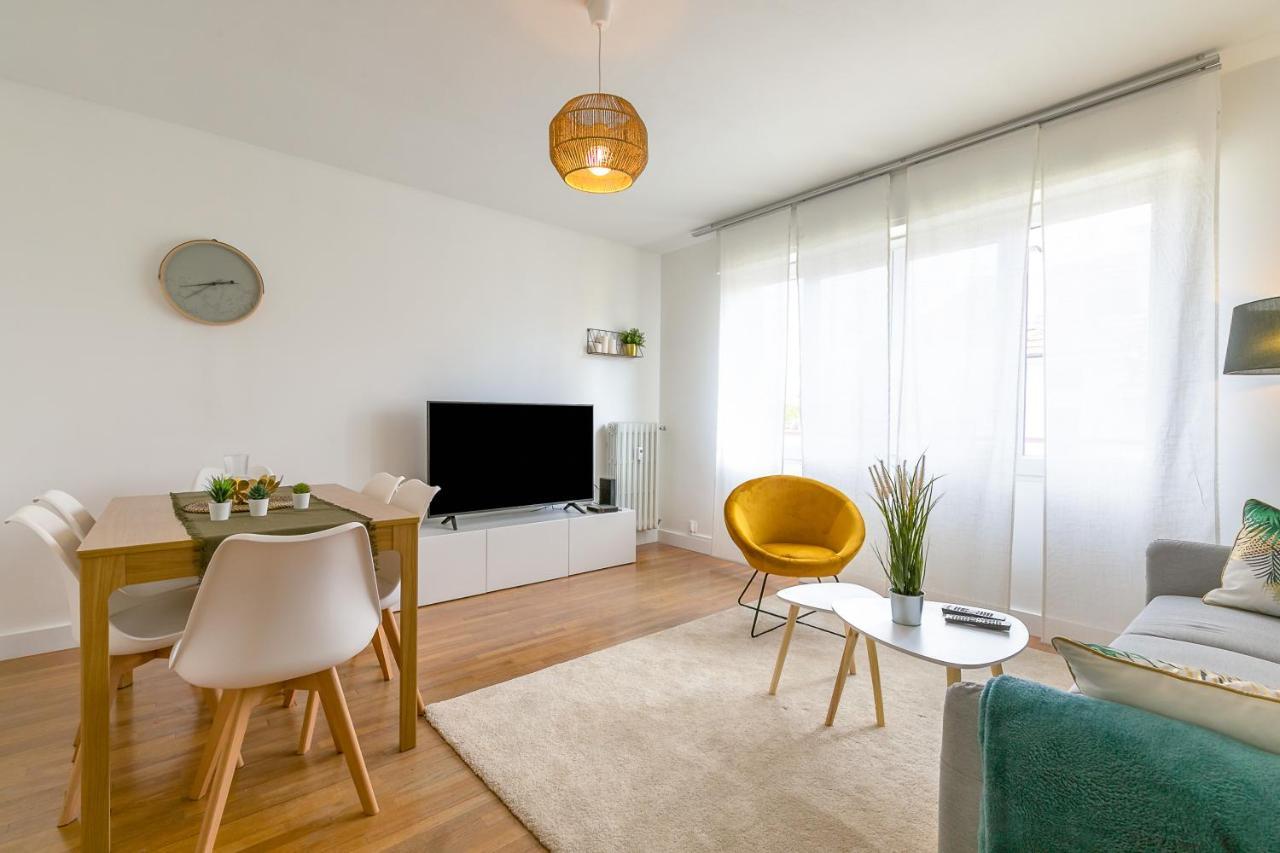 Le Nid Des Ducs Apartment Dijon Bagian luar foto